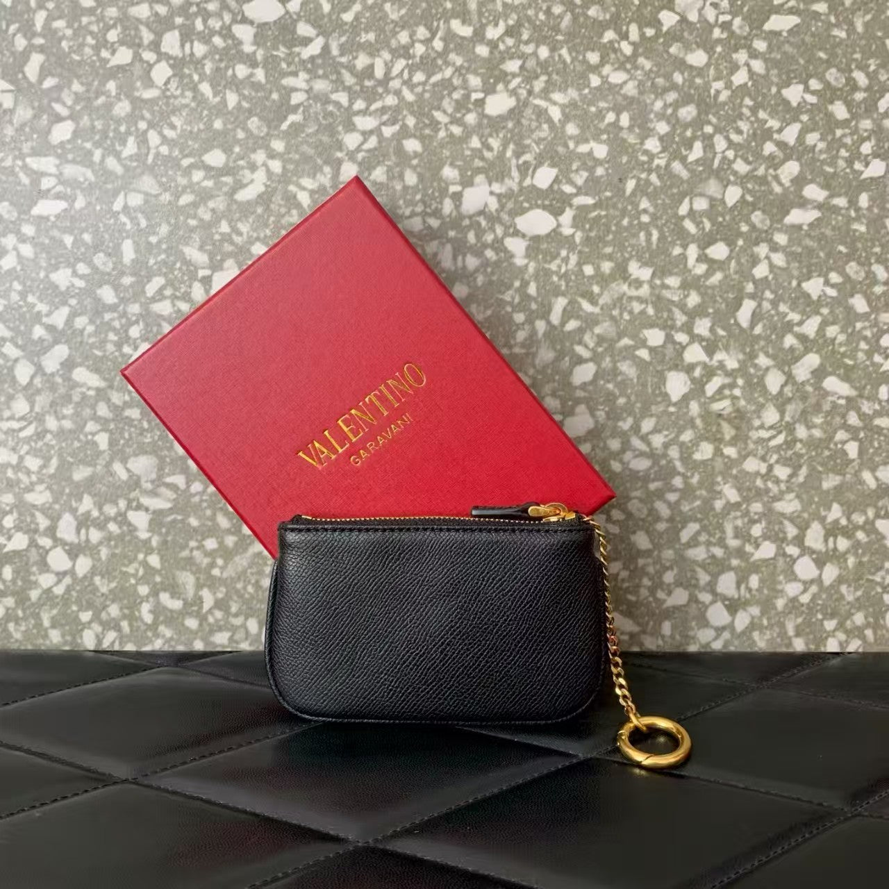 VA GARAVANI SUPERSTAR LEATHER KEY CASE