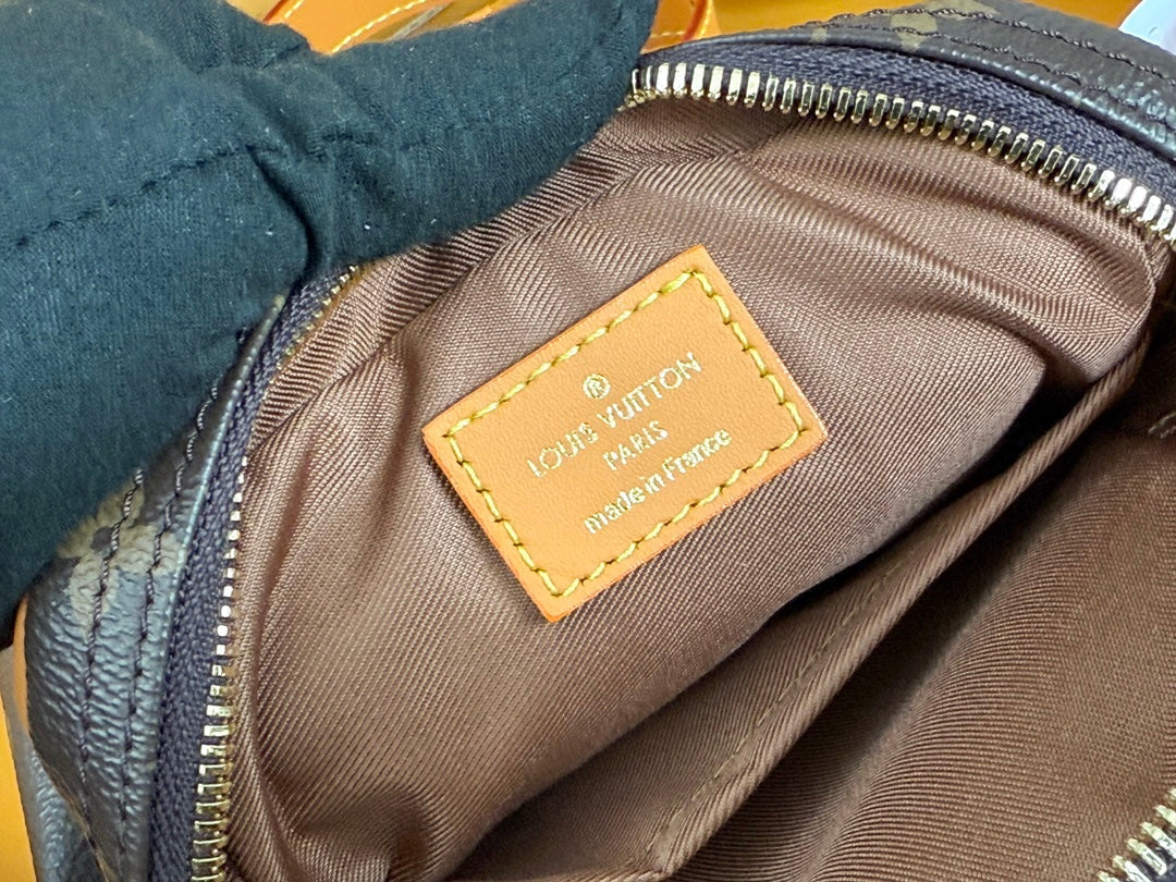 LV 25S DANUBE BAG 21 IN DARK BROWN MONOGRAM ARCHIVE GOLD HARDWARE