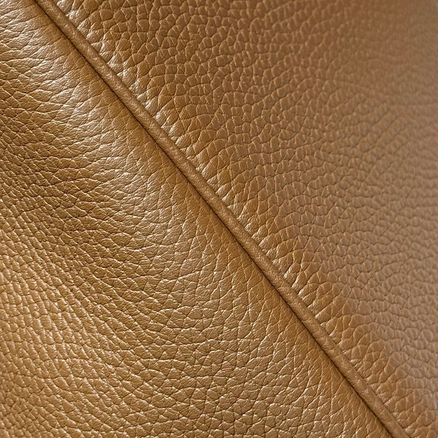 HERMES 25S PICOTIN LOCK 22 IN BURNT CARAMEL CALFSKIN GOLD HARDWARE