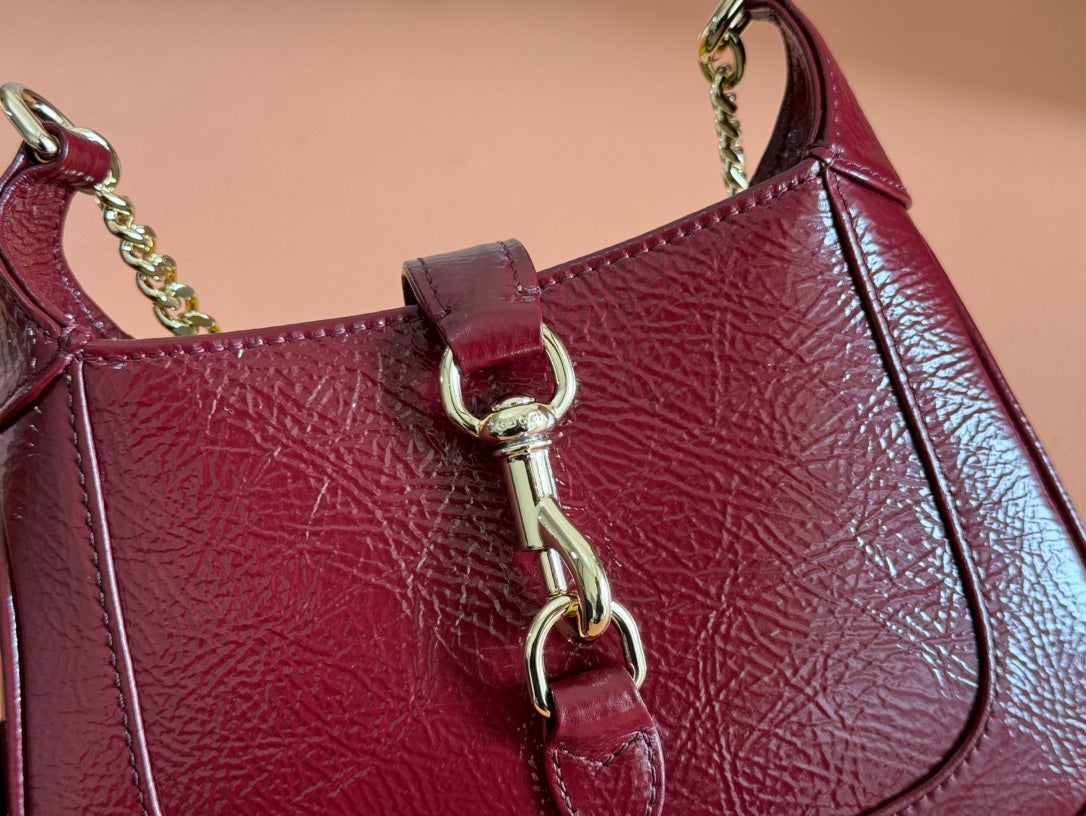 JACKIE NOTTE MINI BAG 19 IN RED WINE CRACKED LACQUER CALFSKIN GOLD HARDWARE