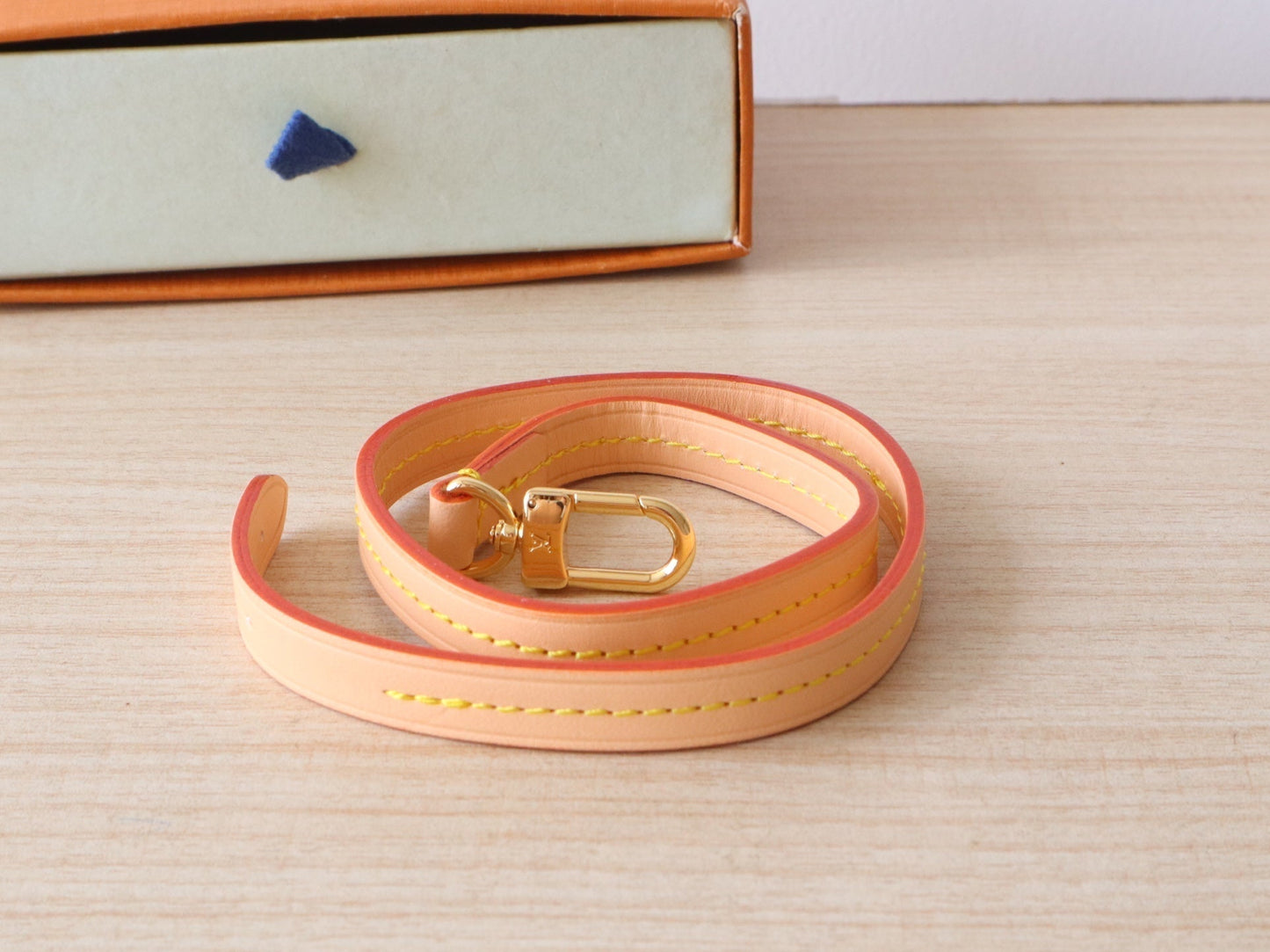 POCHETTE ACCESSOIRES BAG 22 IN SAKURA BROWN MONOGRAM COATED CANVAS