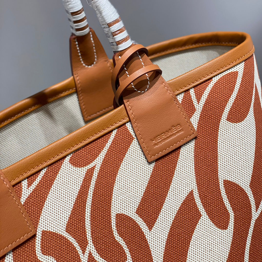 STEEPLE 28 BAG IN OFF-WHITE MIX BROWN CANVAS AND CALFSKIN