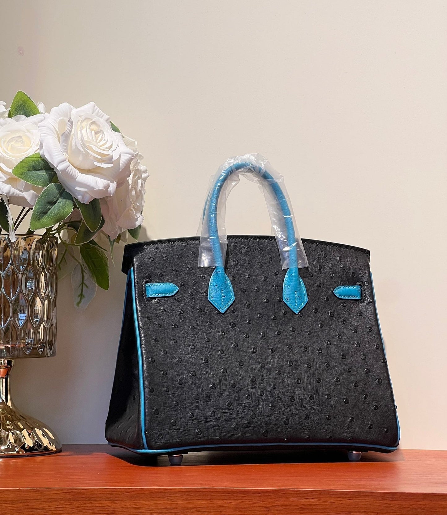 KELLY SELLIER 25 BAG IN BLACK MIX OCEAN BLUE OSTRICH LEATHER (MADE-TO-ODER)