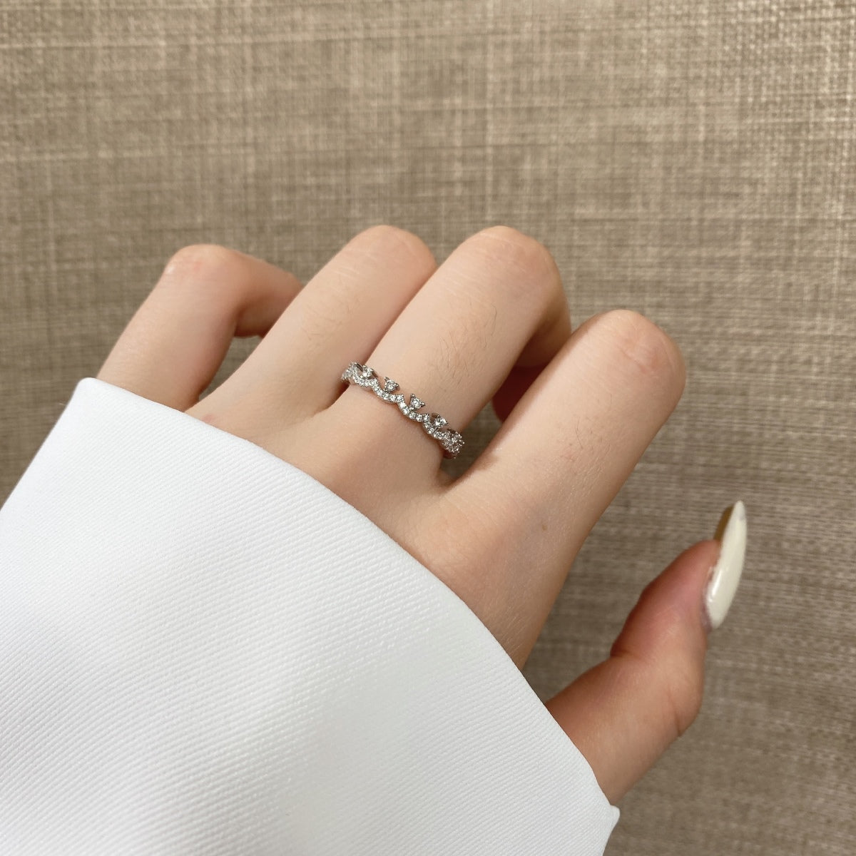 [AURORA]Elegant Resplendent Round Shape Party Ring