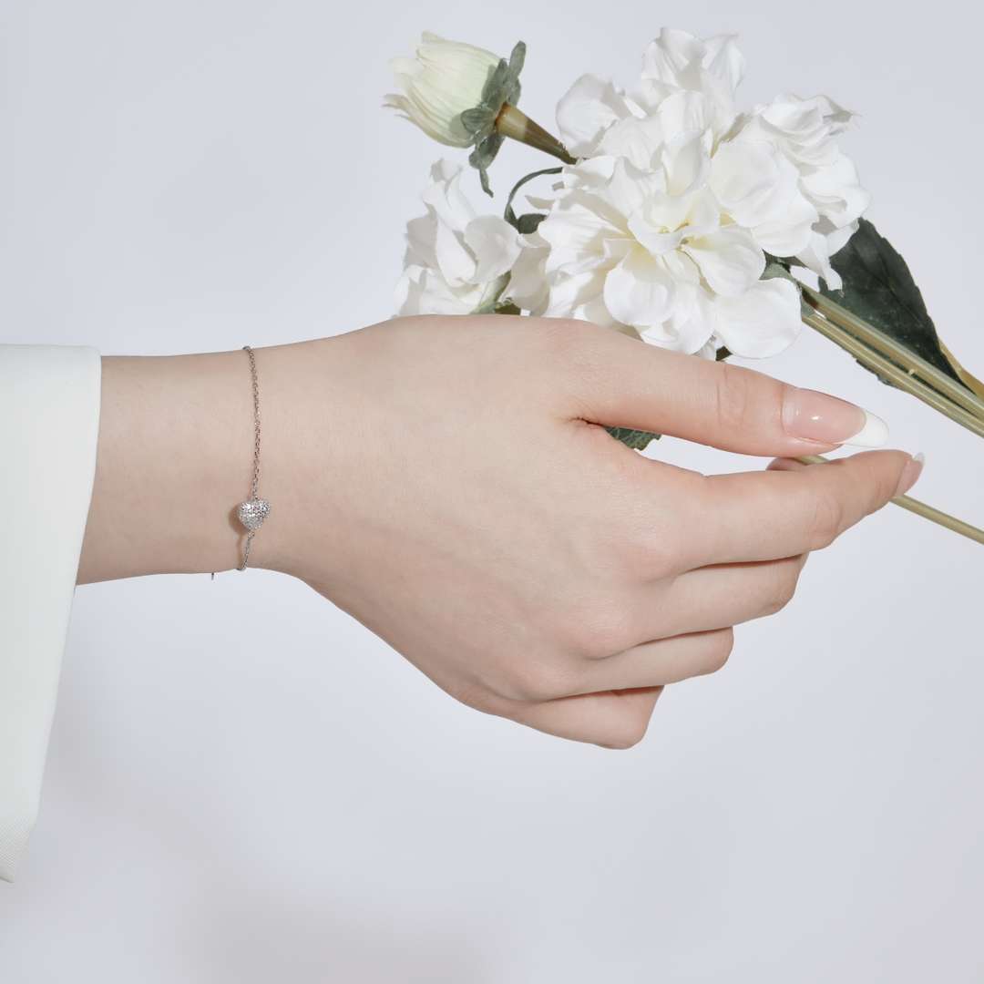 [AURORA]Heart-Shaped Gentle and Versatile Bracelet