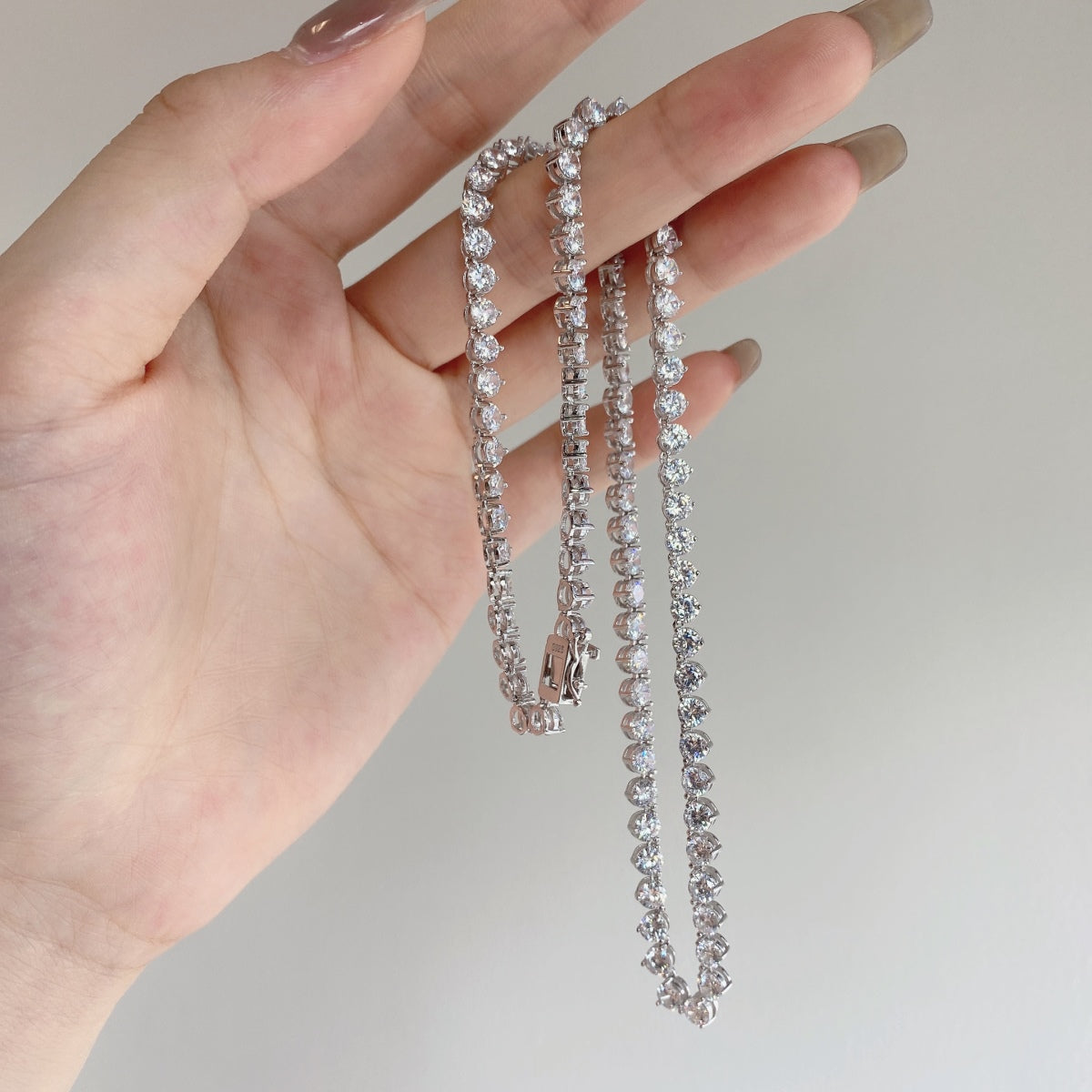 [AURORA]Ornate Heart Cut Tennis Necklace