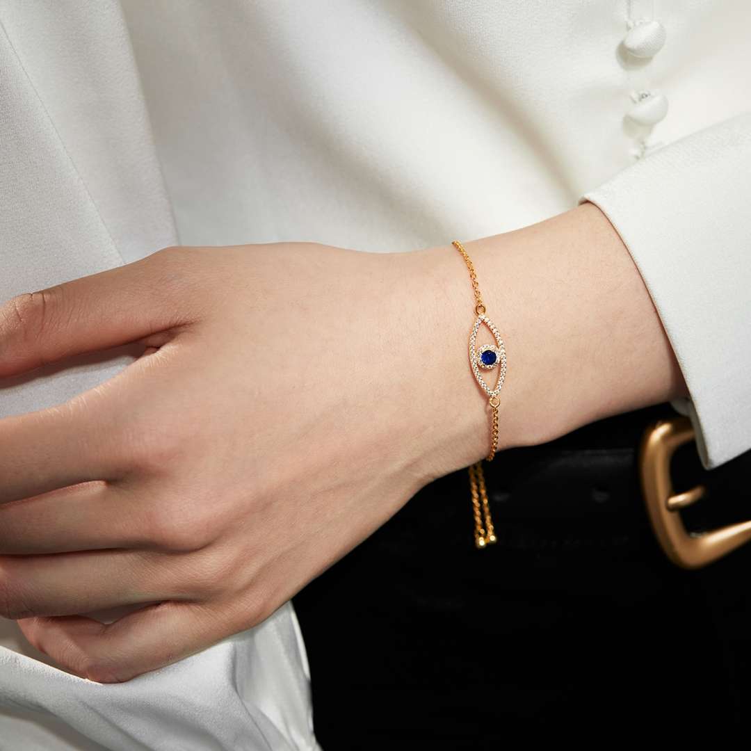 [AURORA]Devil's Eye Hollow Design Bracelet