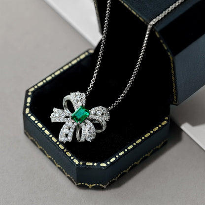 [AURORA]Luxurious Flower Shape Emerald Cut Necklace