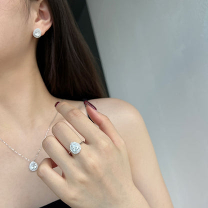 [AURORA]Delicate Gorgeous Pear Cut Daily Earrings