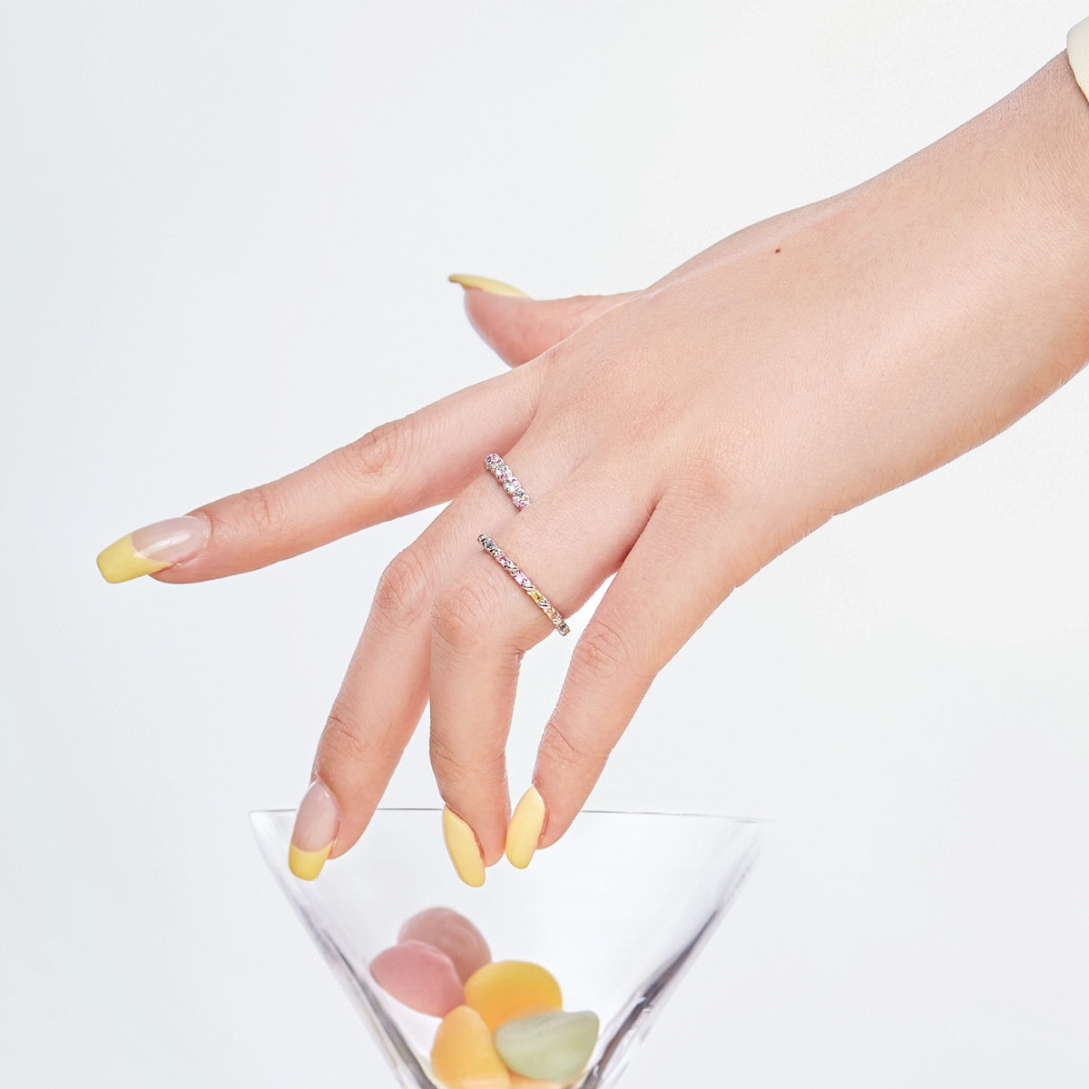 [AURORA]Dainty Ebullient Round Cut Daily Ring