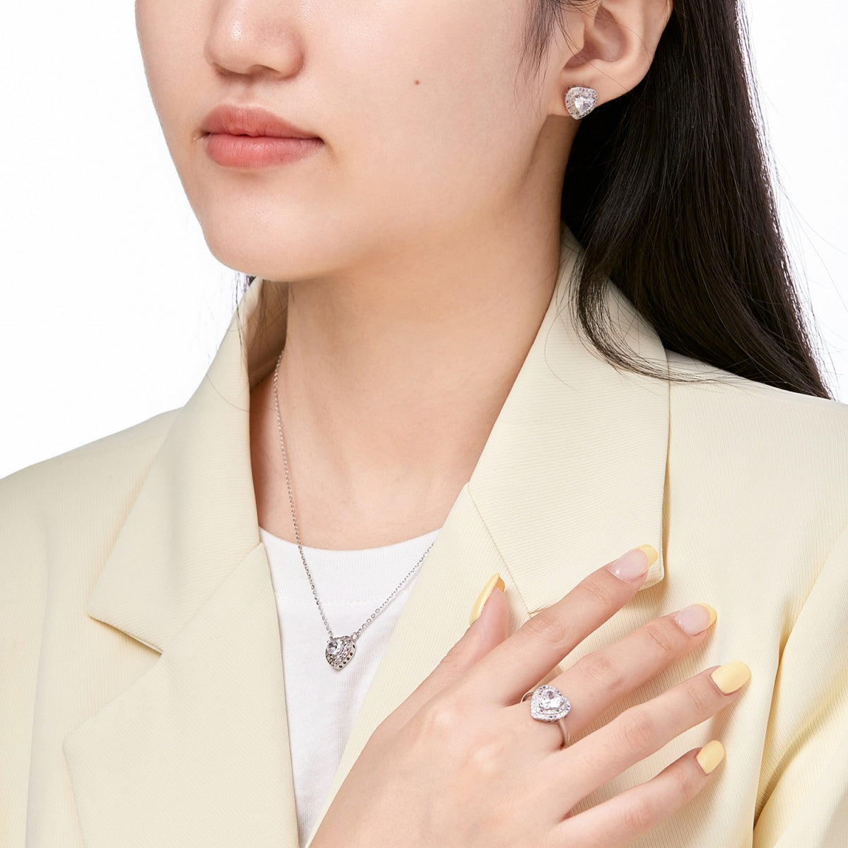 [AURORA]Delicate Ebullient Heart Shape Wedding Ring