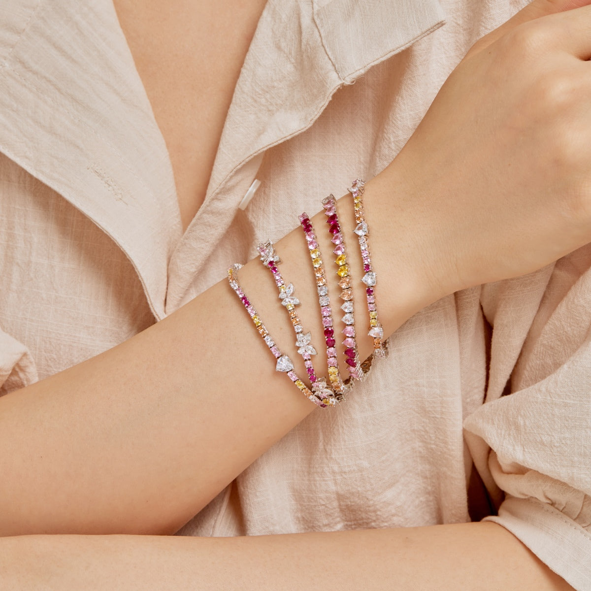 [AURORA]Romantic Heart Shape Round Cut Lover Bracelet