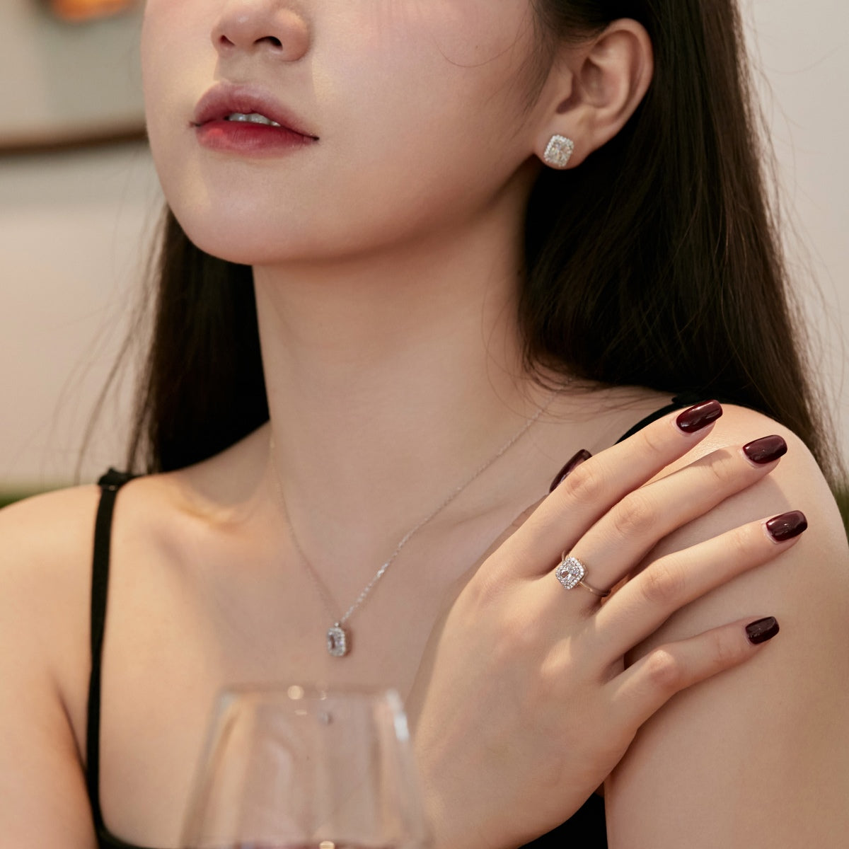 [AURORA]1.0 Carat Luxurious Dainty Emerald Cut Daily Earrings