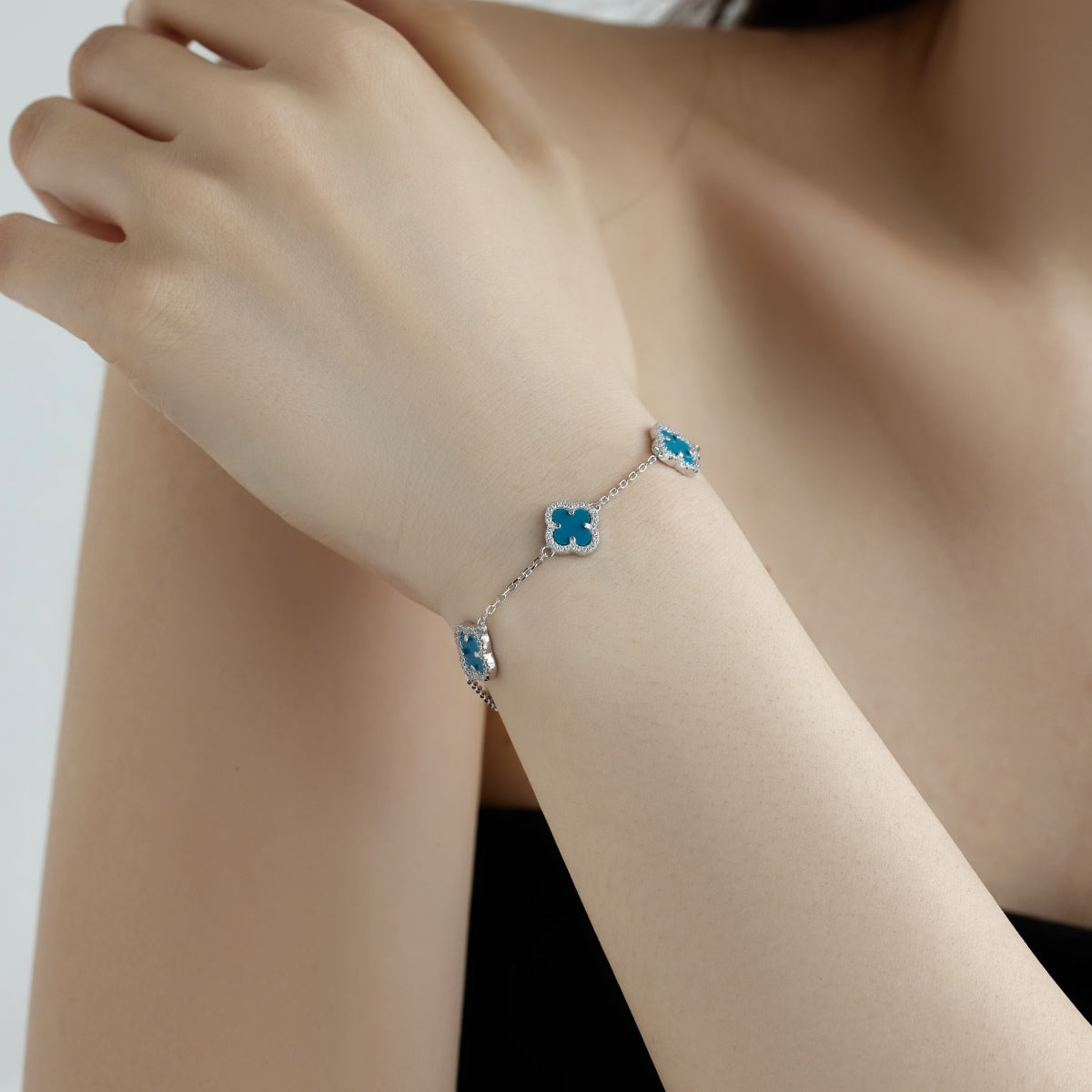 [AURORA]四つ葉のクローバー エクスクルーシブブレスレット