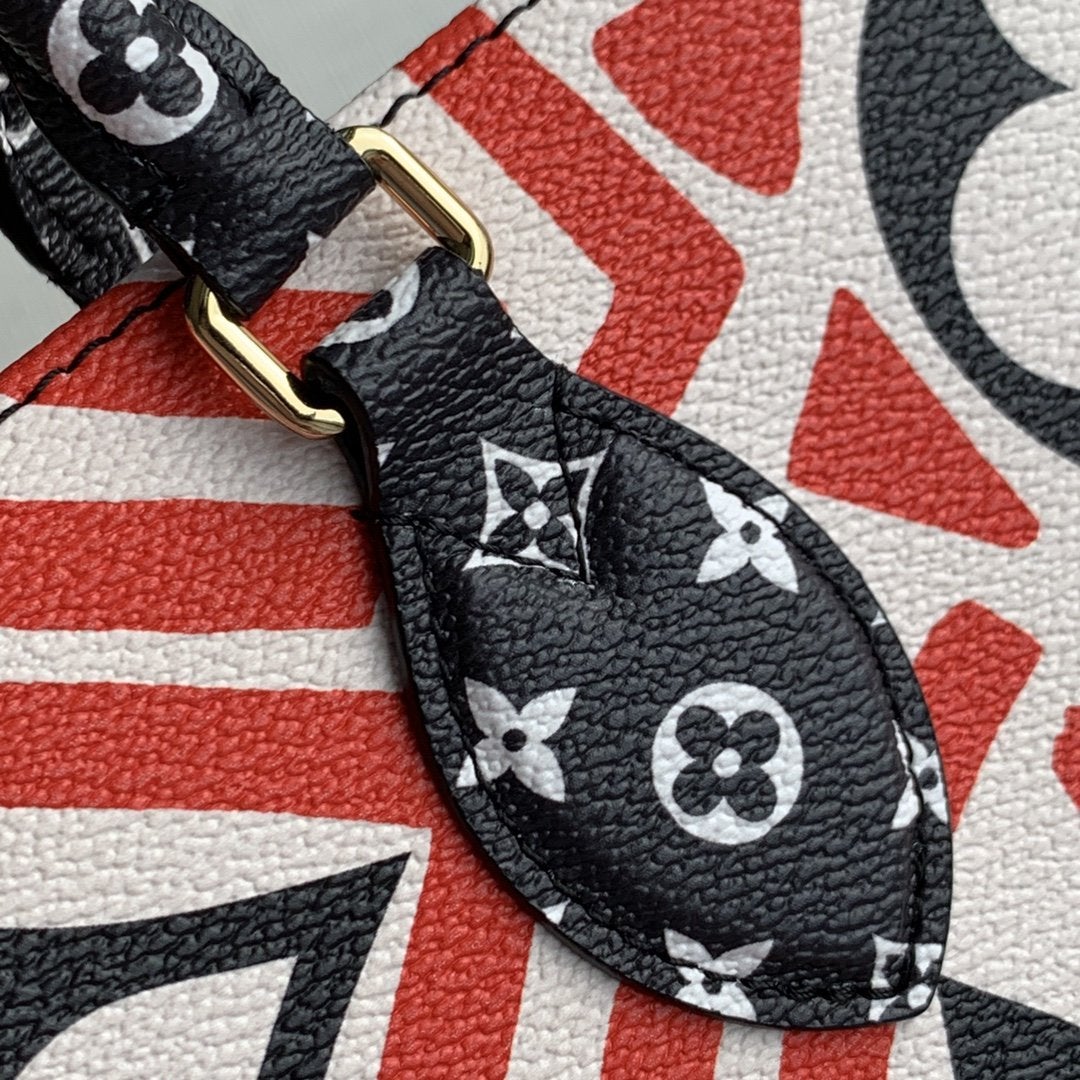 LV CRAFTY ONTHEGO GM CREAM AND RED MONOGRAM GIANT CANVAS