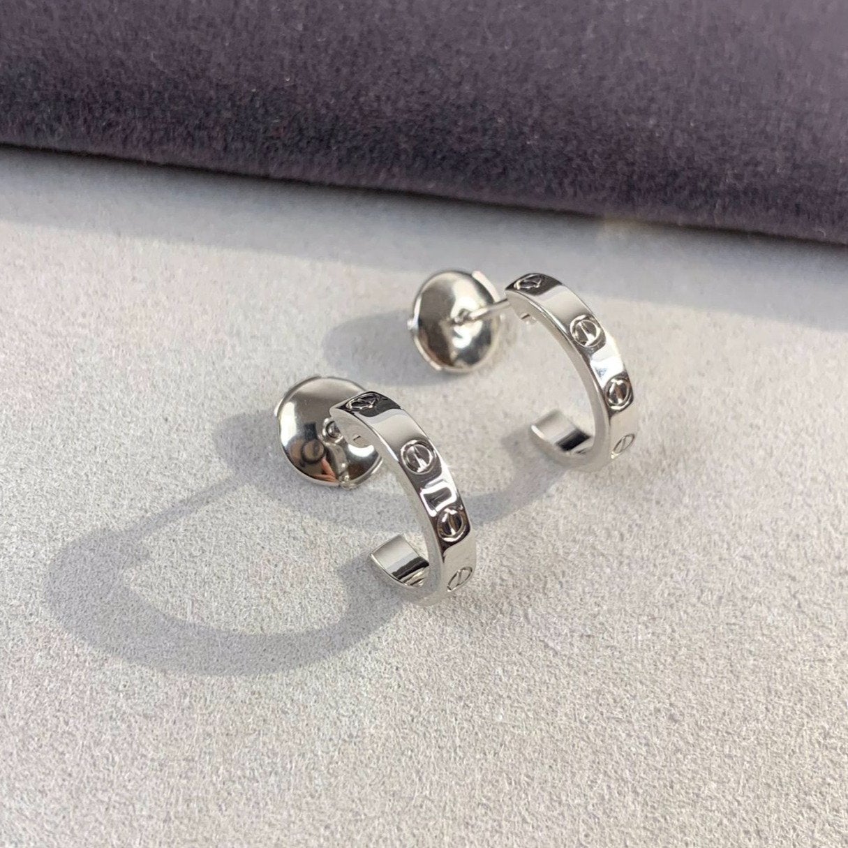 [AURORA]LIEBE OHRRINGE 2,65MM SILBER 