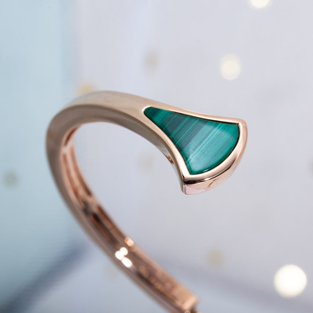 [AURORA]DREAM ARMBAND OFFEN MALACHIT ROTGOLD