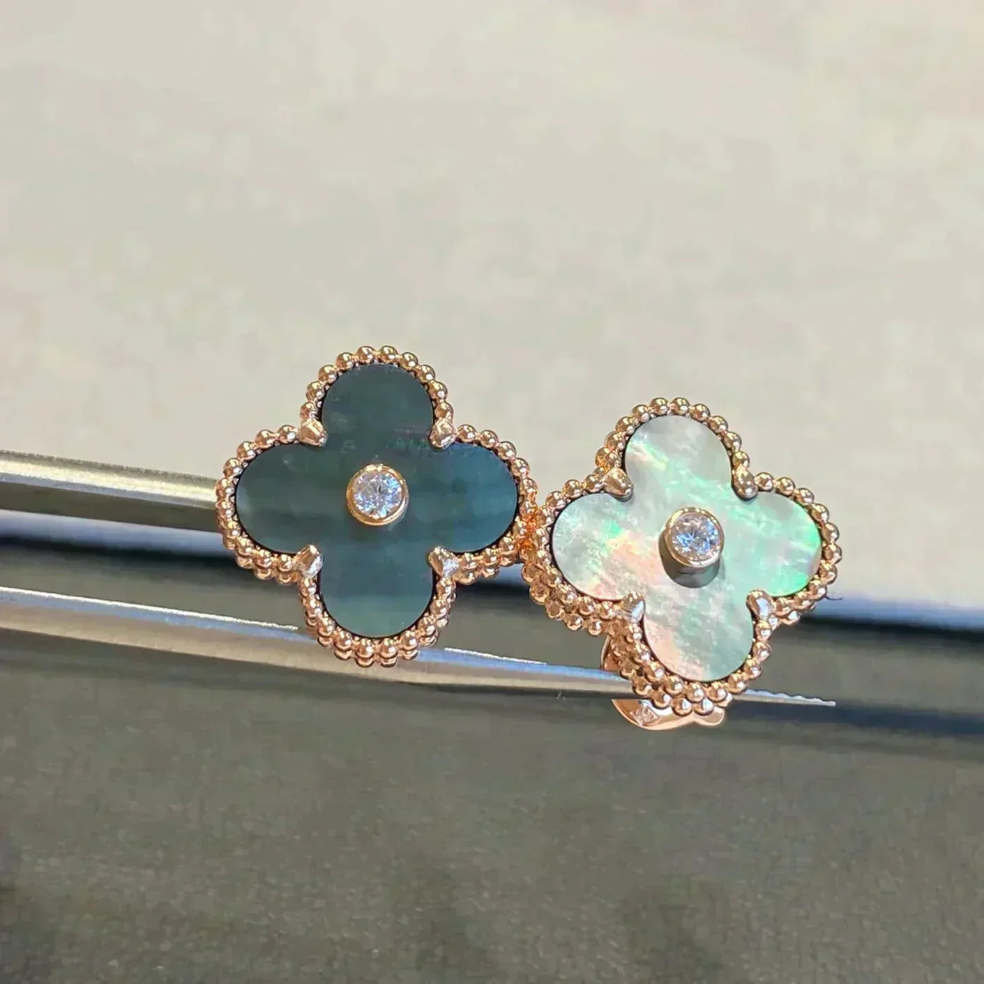 [basloveJW]CLOVER MEDIUM 1 MOTIFS GRAU MOP DIAMANT OHRRINGE