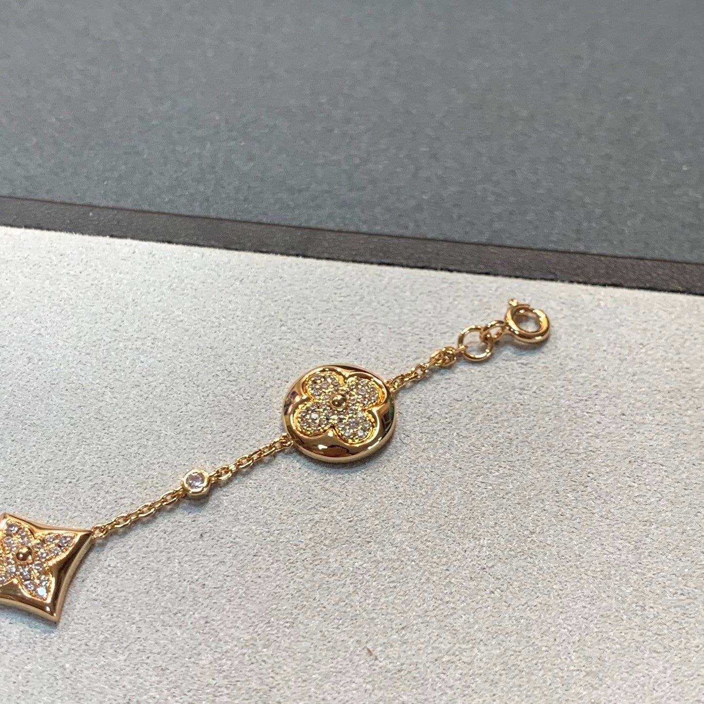 [AURORA]STAR AND SUN 4 MOTIFS GOLD DIAMONDS BRACELET