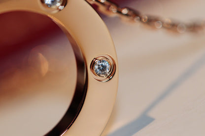 [AURORA]LOVE HALSKETTE 16MM 6 DIAMANTEN ROTGOLD