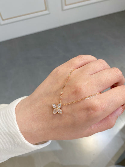 [AURORA]STAR DIAMOND HALSKETTE