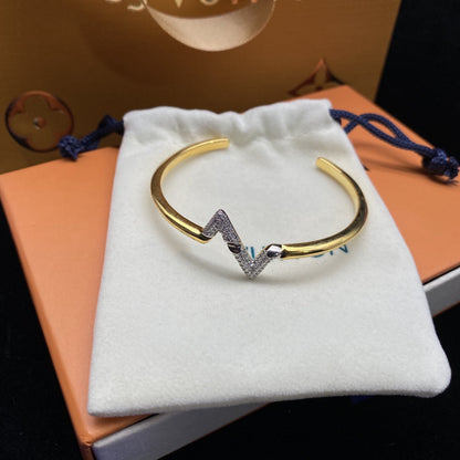 [AURORA]VOLTE UPSITE DOWN DIAMOND GOLD OPEN BRACELET