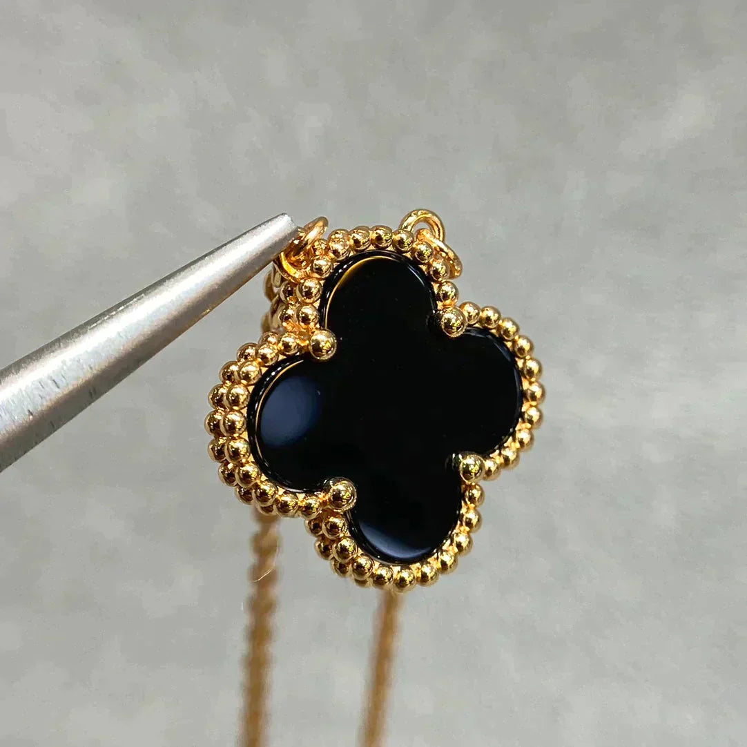[AURORA]CLOVER 15MM BLACK ONYX SINGLE FLOWER NECKLACE