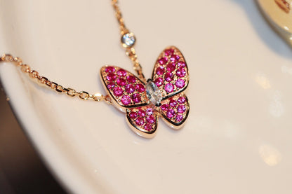 [basloveJW]HALSKETTE MIT ROTEN DIAMANTEN UND SCHMETTERLINGEN AUS ROSÉGOLD