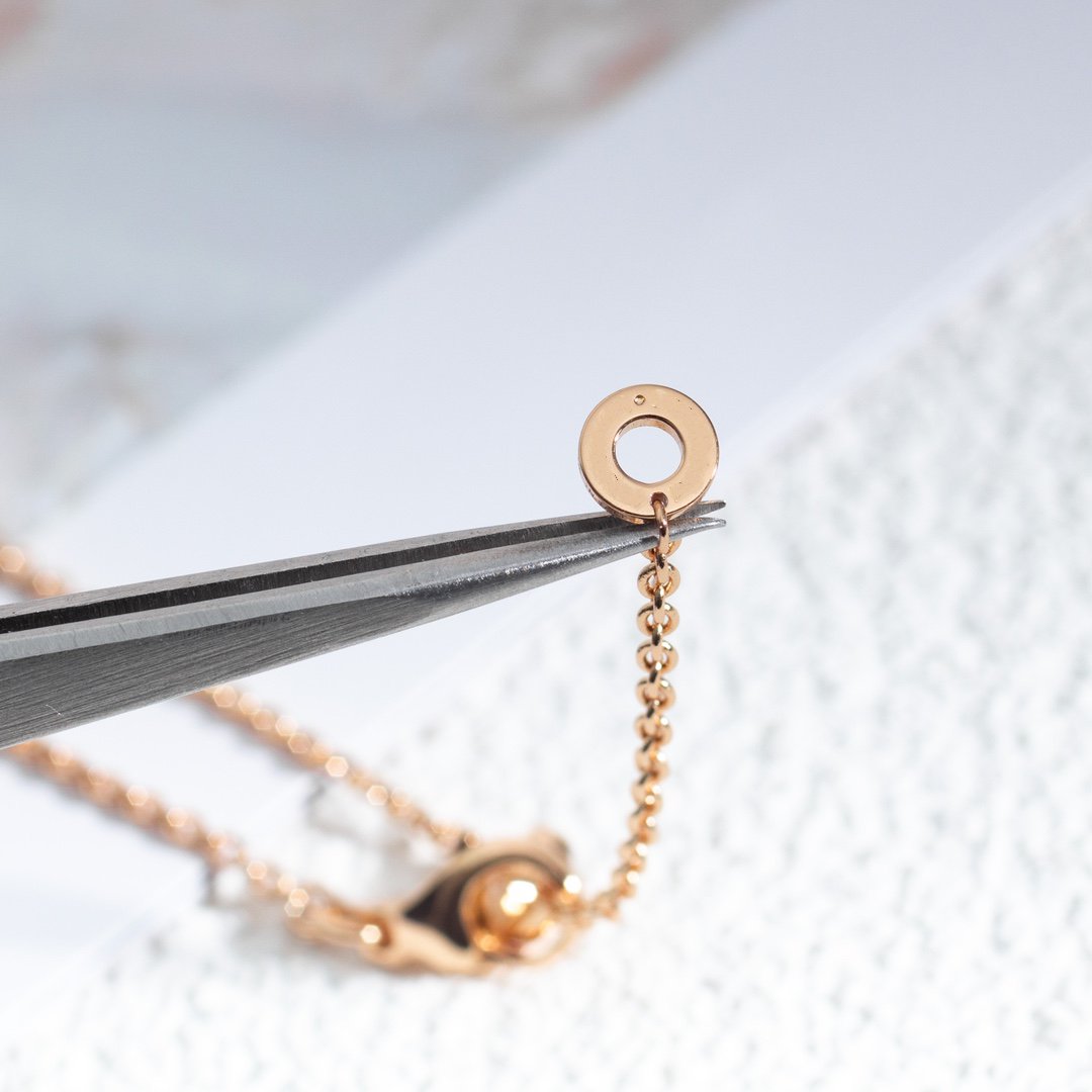 [AURORA]ZERO 1 WHITE CERAMIC PINK GOLD DIAMOND NECKLACE