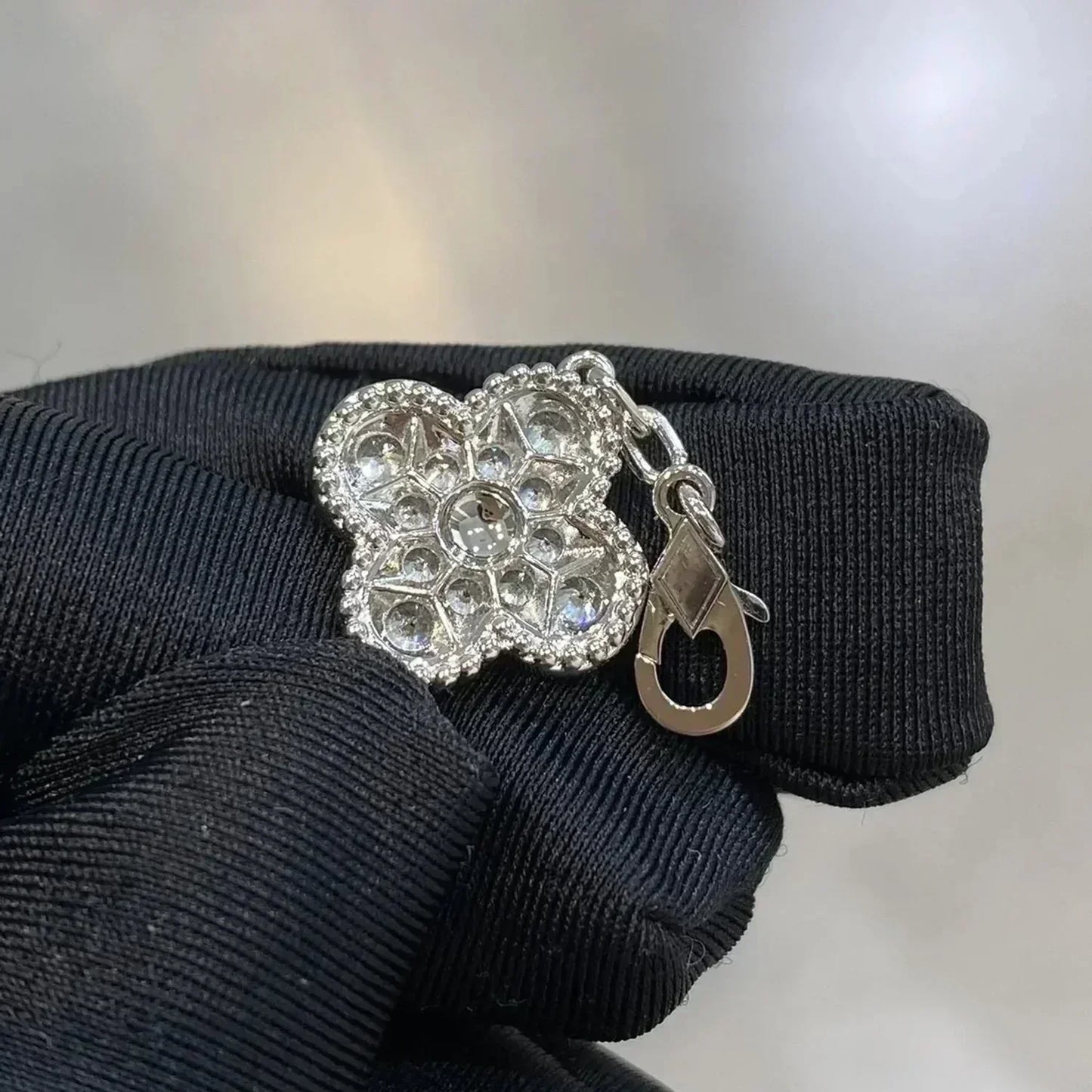 [basloveJW]CLOVER 5 MOTIFS DIAMANT ARMBAND SILBER