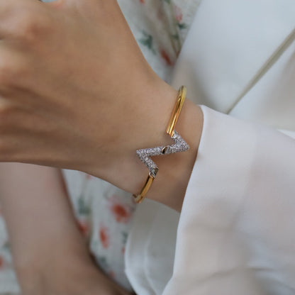 [AURORA]VOLTE UPSITE DOWN GOLD DIAMOND BRACELET
