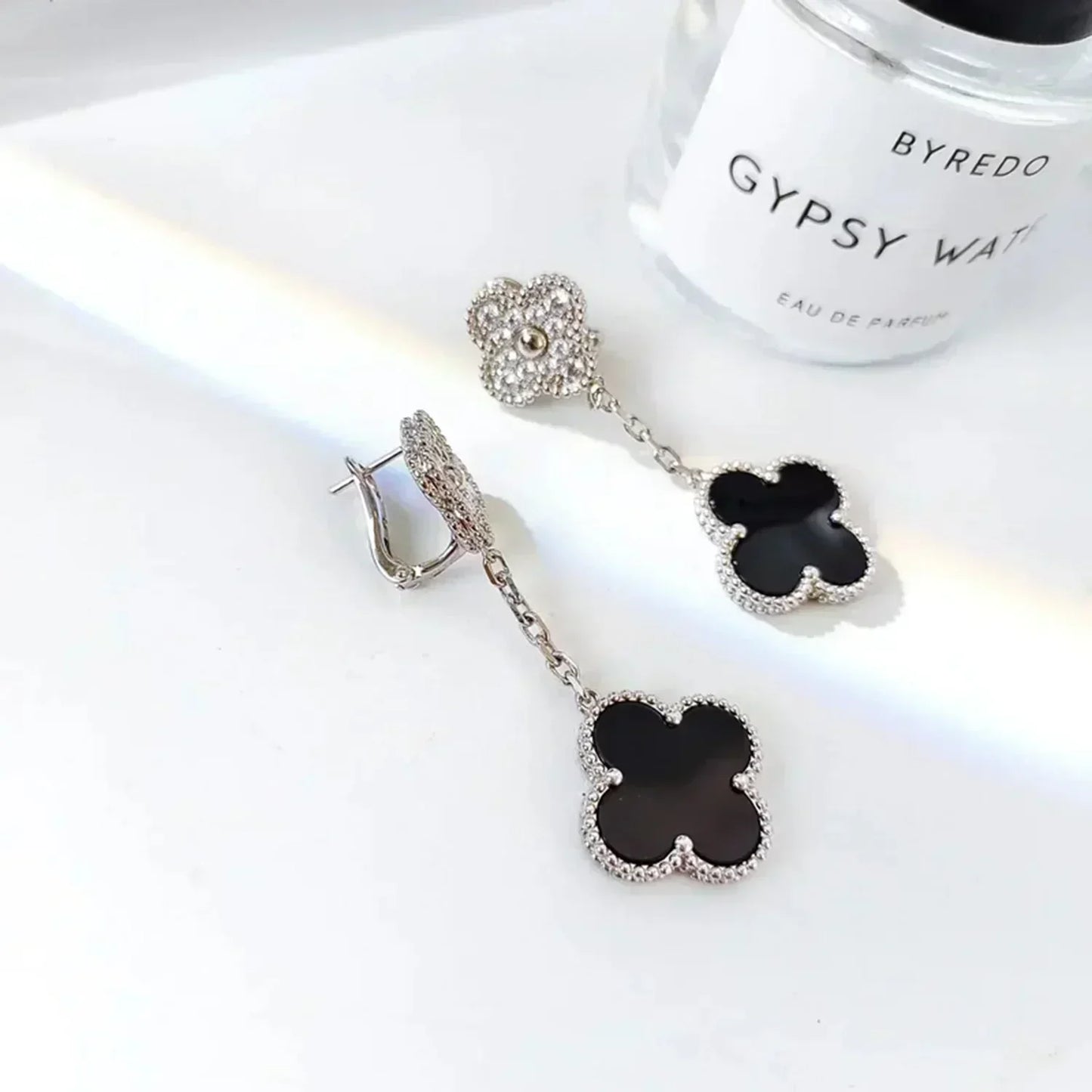 [basloveJW]CLOVER 2 MOTIFS DIAMOND ONYX OHRRINGE SILBER