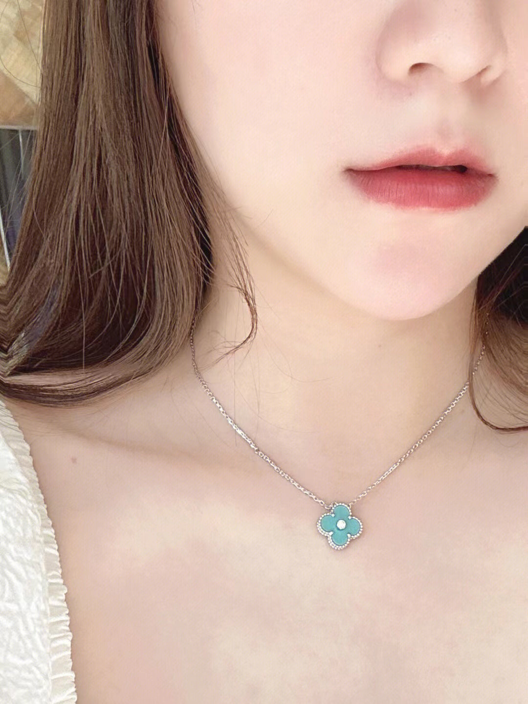 [basloveJW]CLOVER 1 DIAMANT HELLBLAU SILBER HALSKETTE