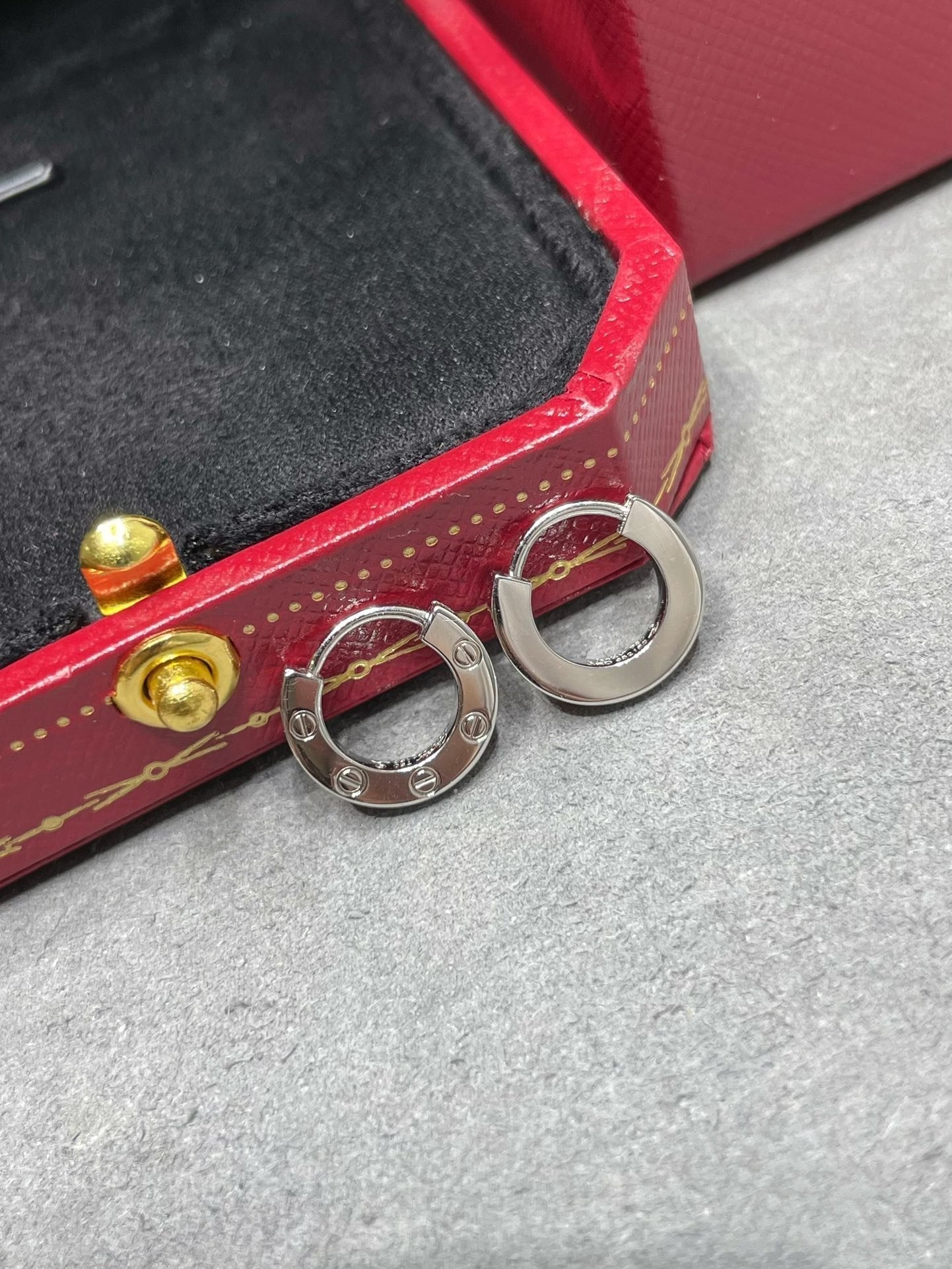 [AURORA]LOVE MINI-OHRRINGE