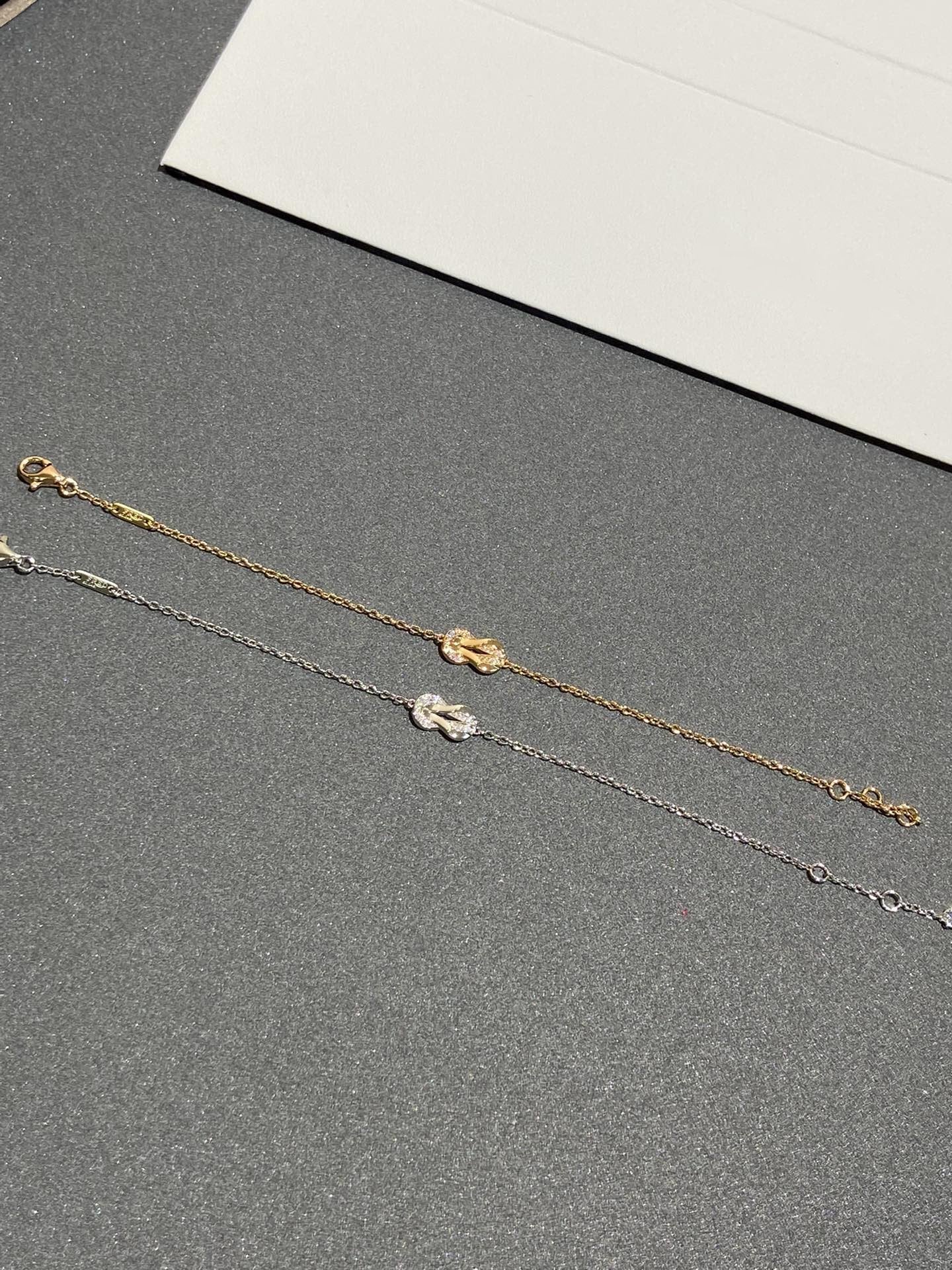 [AURORA]CHANCE INFINIE DIAMANT-ARMBAND
