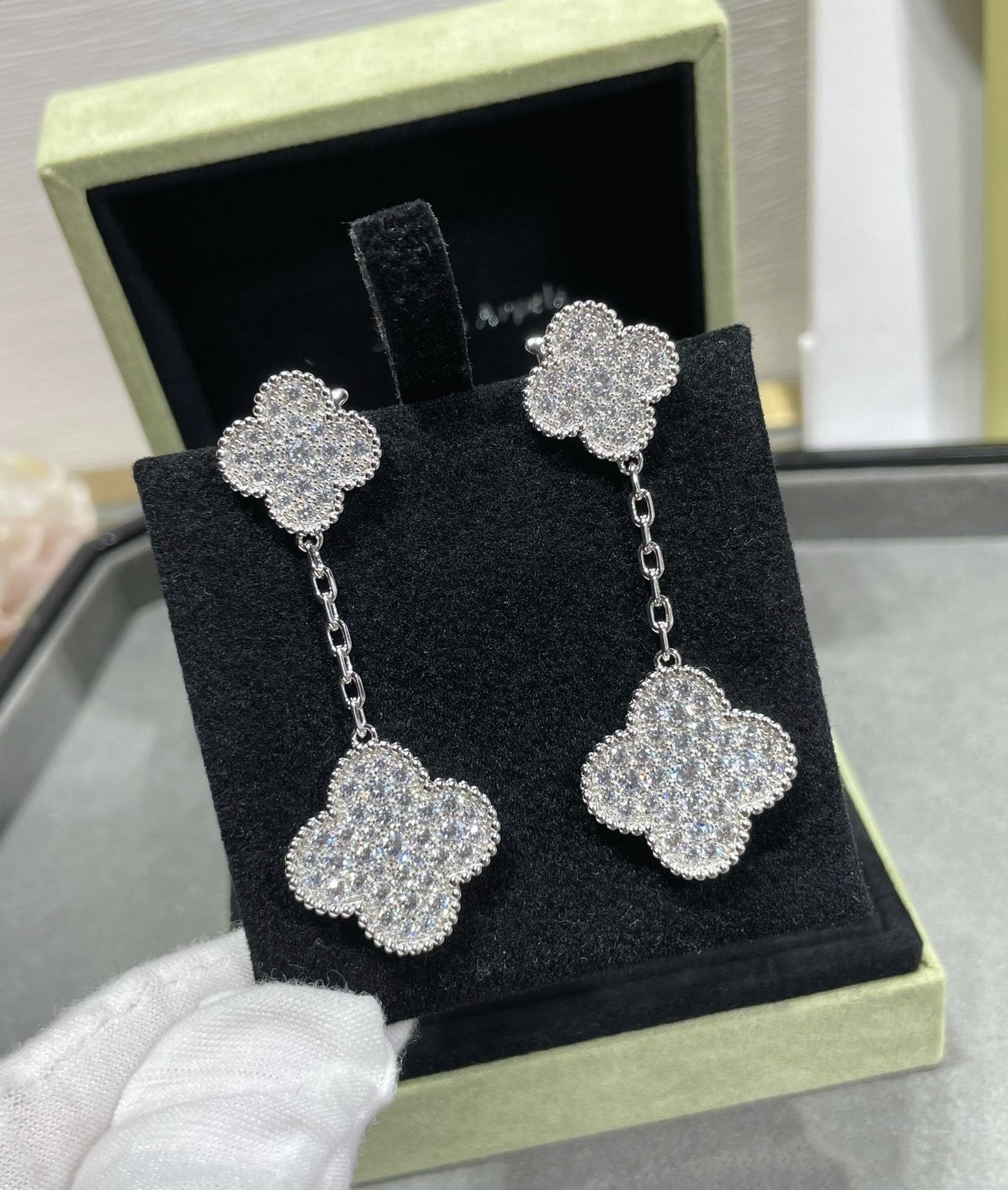 [basloveJW]Silberohrringe mit Kleeblattmotiv und Diamanten