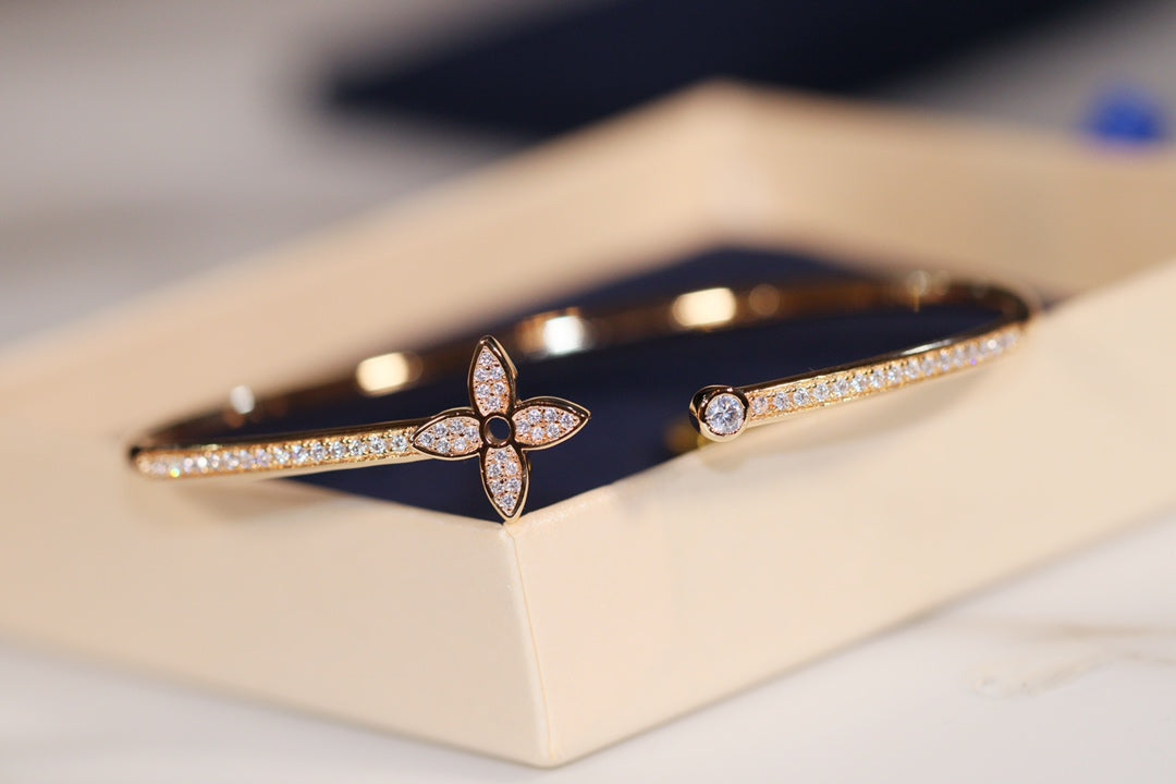 [AURORA]IDYLLE GOLD OPEN BRACELET DIAMOND PAVED