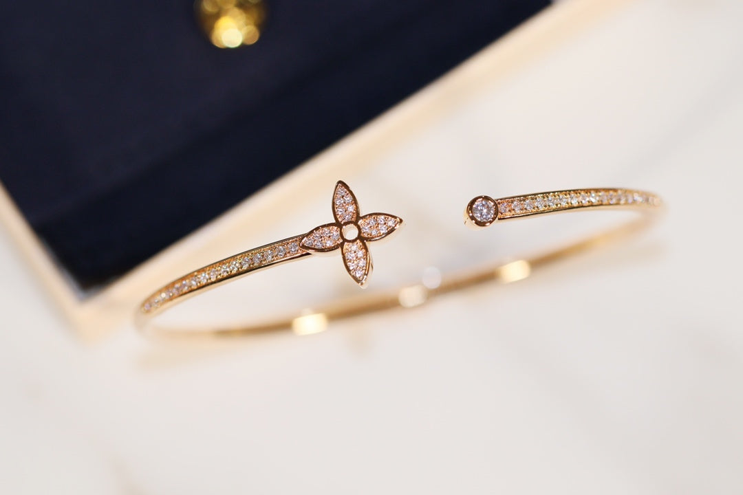 [AURORA]IDYLLE GOLD OPEN BRACELET DIAMOND PAVED