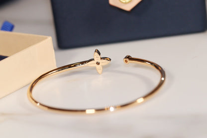 [AURORA]IDYLLE GOLD OPEN BRACELET DIAMOND PAVED