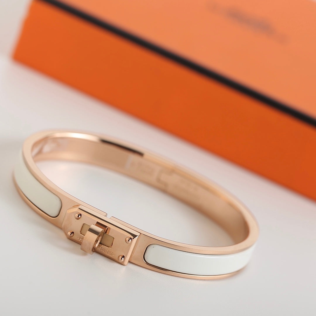 [AURORA]HM KELLY WEISSES ARMBAND
