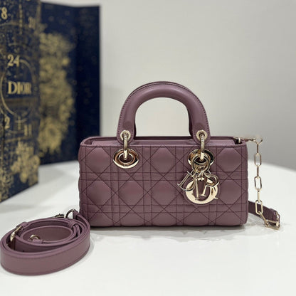 SMALL LADY D-JOY 22 PURPLE LAMBSKIN