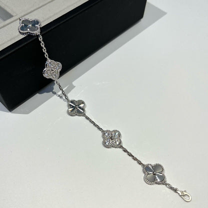 [basloveJW]Silberarmband mit 5 Kleeblatt-Motiven und Diamanten
