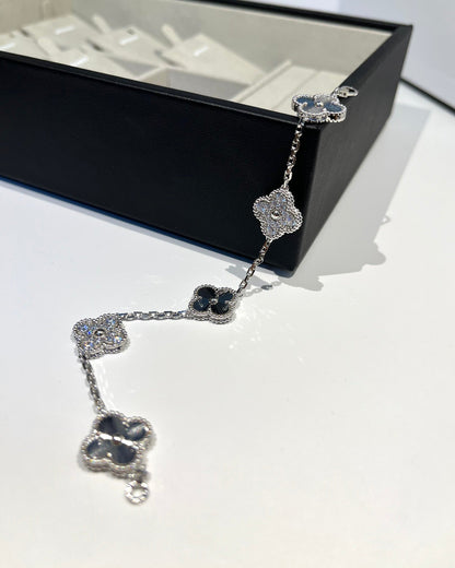 [basloveJW]Silberarmband mit 5 Kleeblatt-Motiven und Diamanten