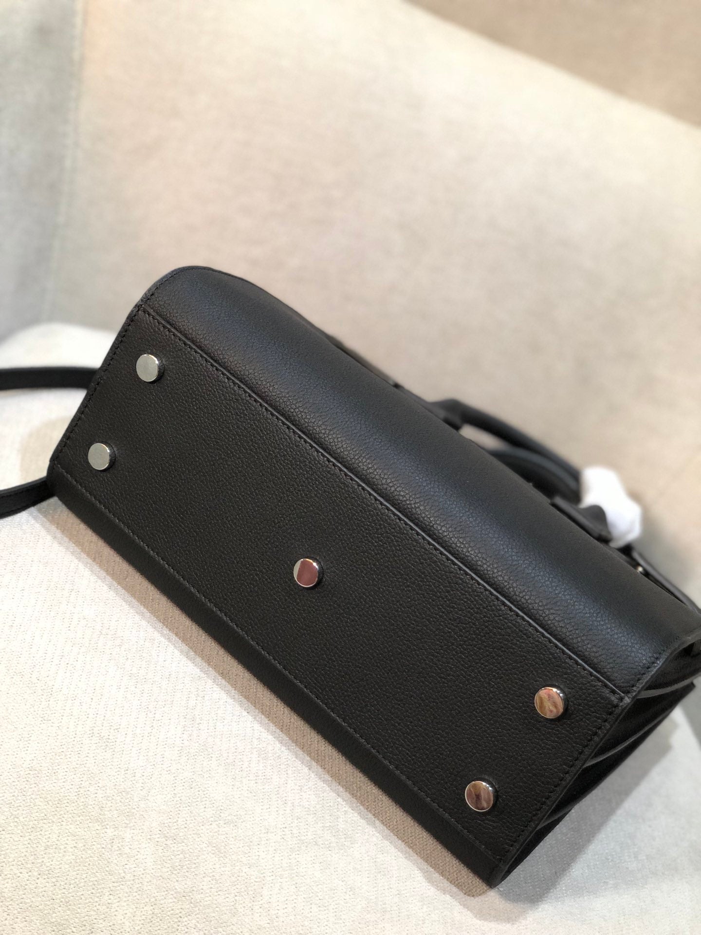 SAC DE 26 HANDBAG BLACK CALFSKIN