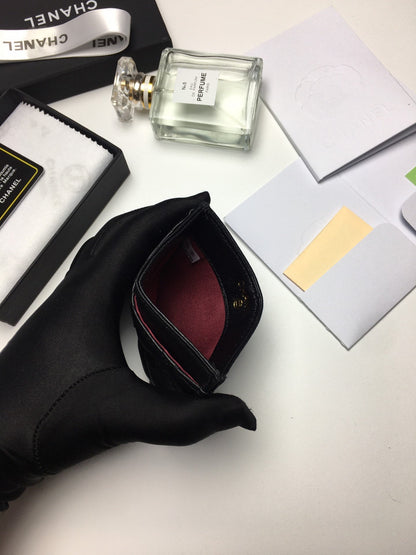 CC CARD HOLDER 11.2 BLACK CALFSKIN SILVER ICON