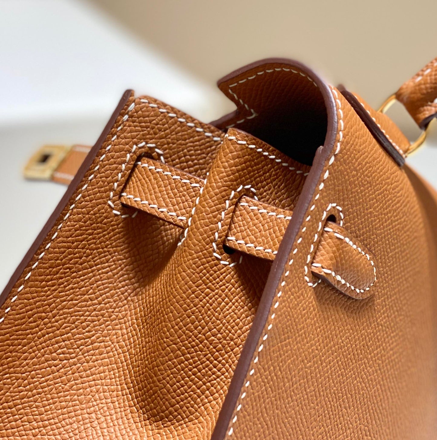 KELLY MINI 20 BAG IN BRONZE BROWN CALFSKIN WITH GOLD HARDWARE (MADE-TO-ODER)