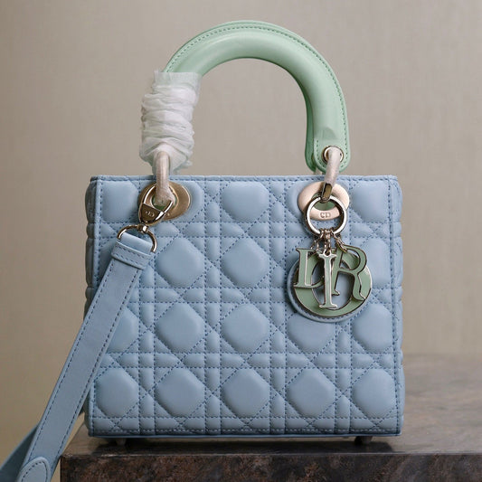 MEDIUM LADY BAG 20 IN BABY BLUE QUILTED MACROCANNAGE CALFSKIN GREEN STRAP