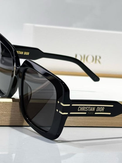 DR Square-framed Black-rimmed Sunglasses