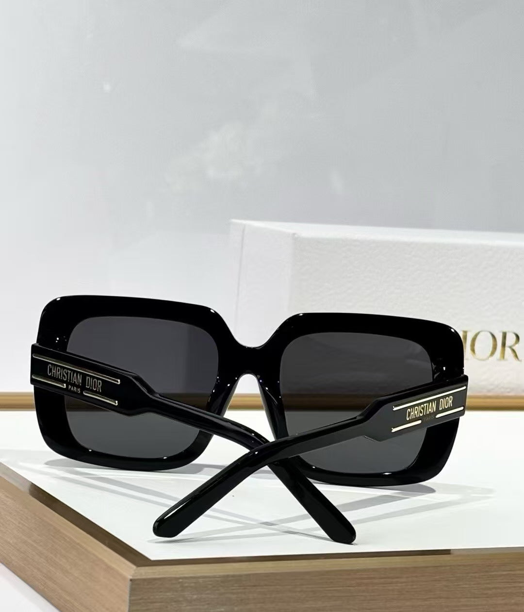 DR Square-framed Black-rimmed Sunglasses