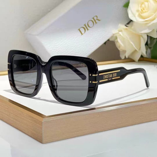 DR Square-framed Black-rimmed Sunglasses